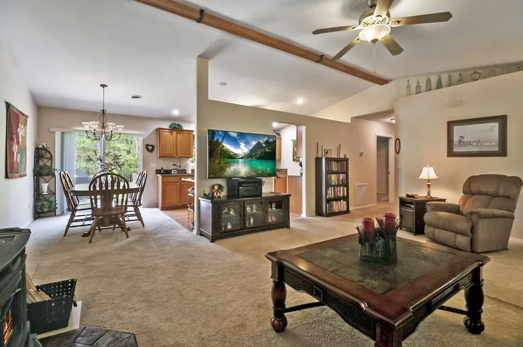 810 Wallace Way Grimsley TN 38565