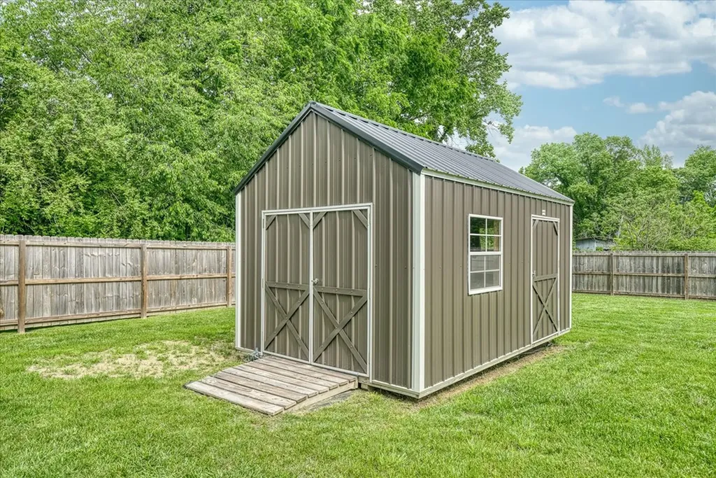 6029 Commodore Circle Baxter TN 38544