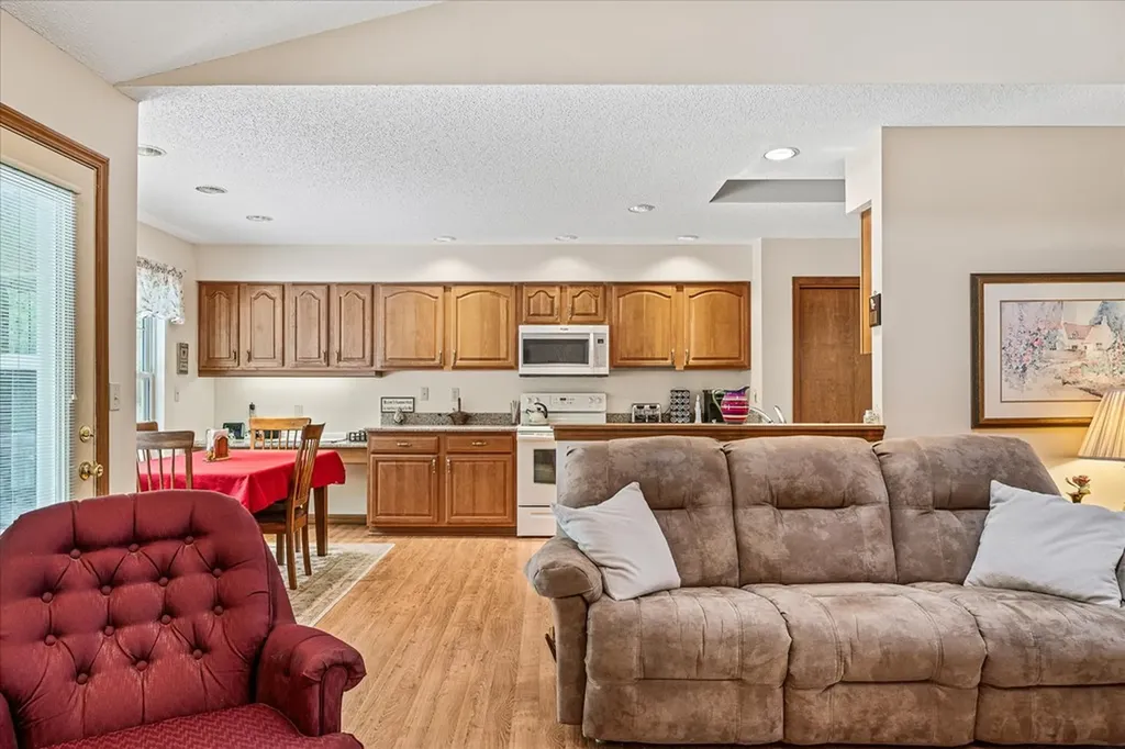 44 Chelteham Lane Crossville TN 38558