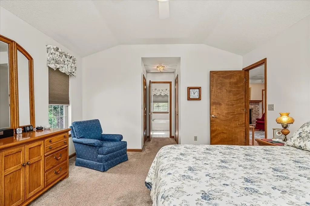 44 Chelteham Lane Crossville TN 38558
