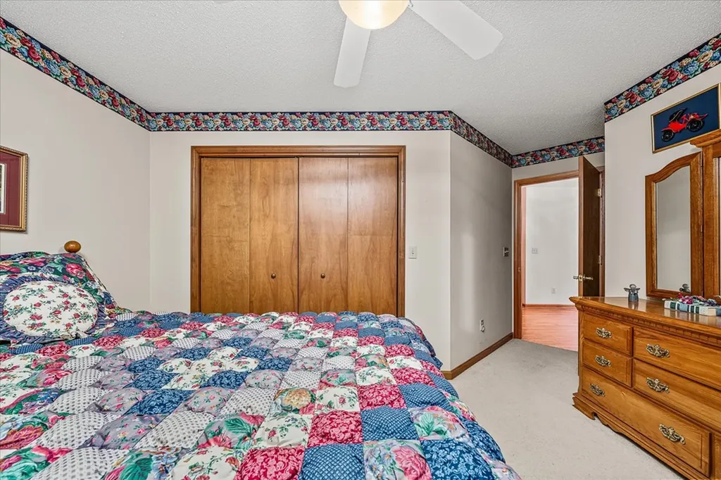 44 Chelteham Lane Crossville TN 38558