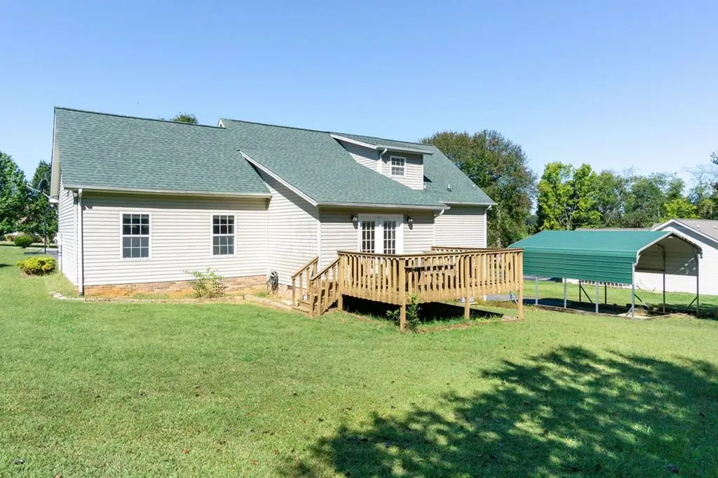 291 Poplar Point Rickman TN 38580
