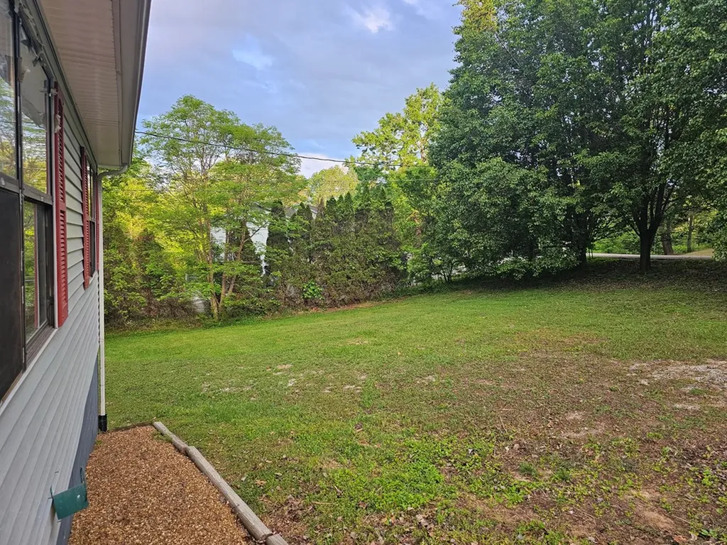 3539 Pinewood Drive Cookeville TN 38501