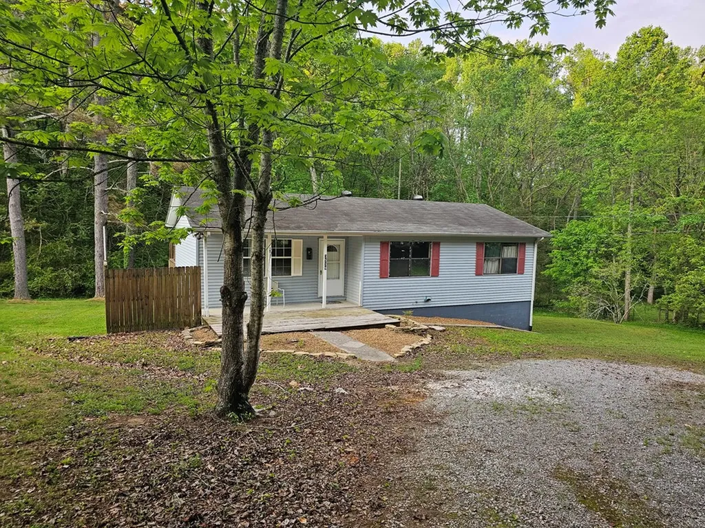 3539 Pinewood Drive Cookeville TN 38501