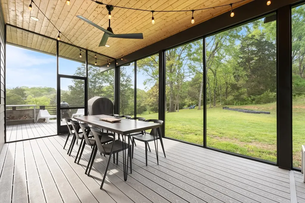 1115 Center Point Road Hendersonville TN 37075