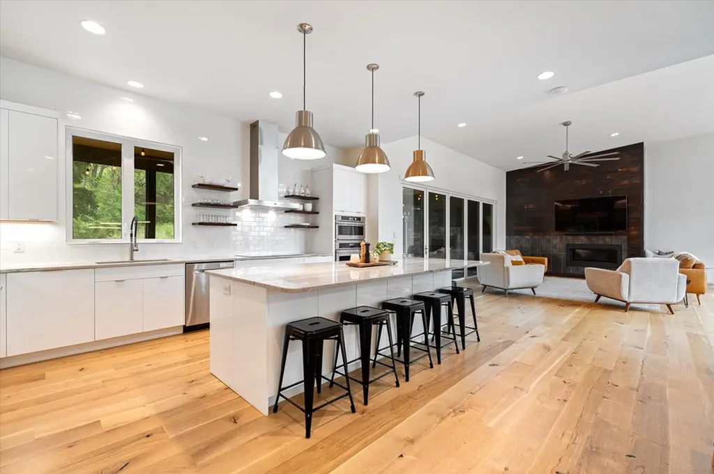 1115 Center Point Road Hendersonville TN 37075