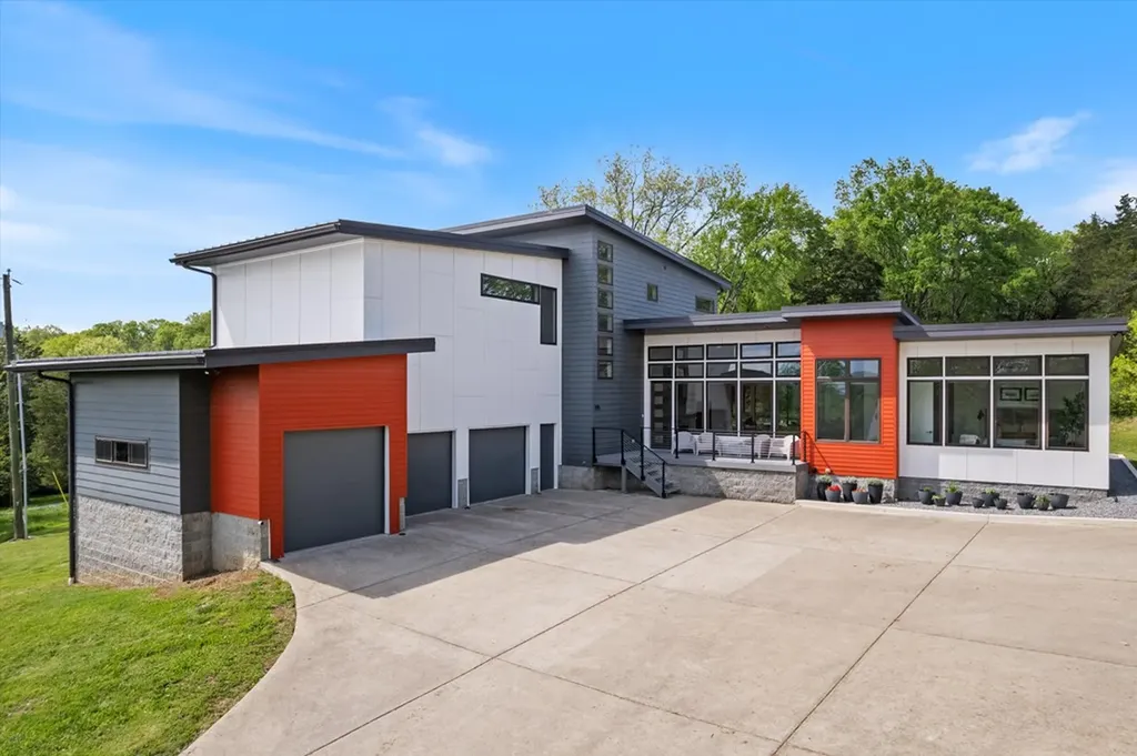 1115 Center Point Road Hendersonville TN 37075