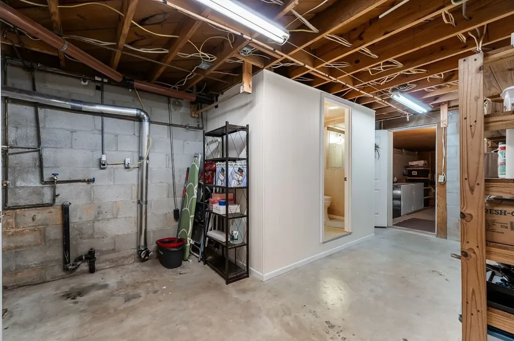 6662 Antioch Road Smithville TN 37166