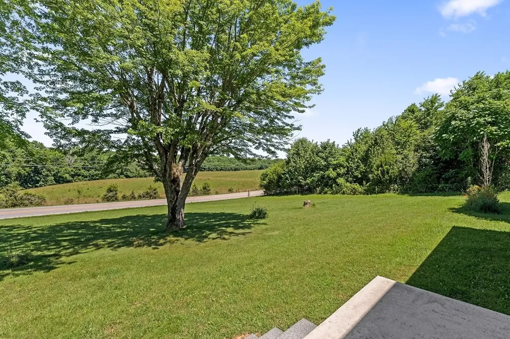 6662 Antioch Road Smithville TN 37166