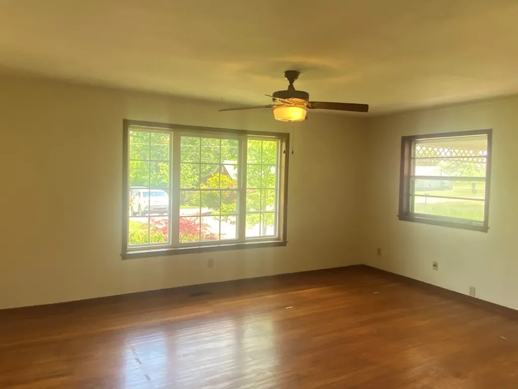 205 Apple Street Baxter TN 38544