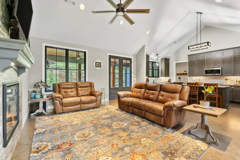 14436 Indian Springs Road Buffalo Valley TN 38548