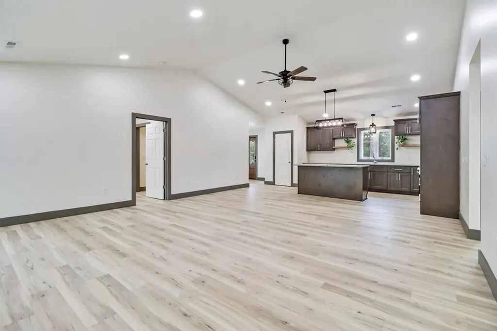 851 River Chase Trail Clarkrange TN 38553