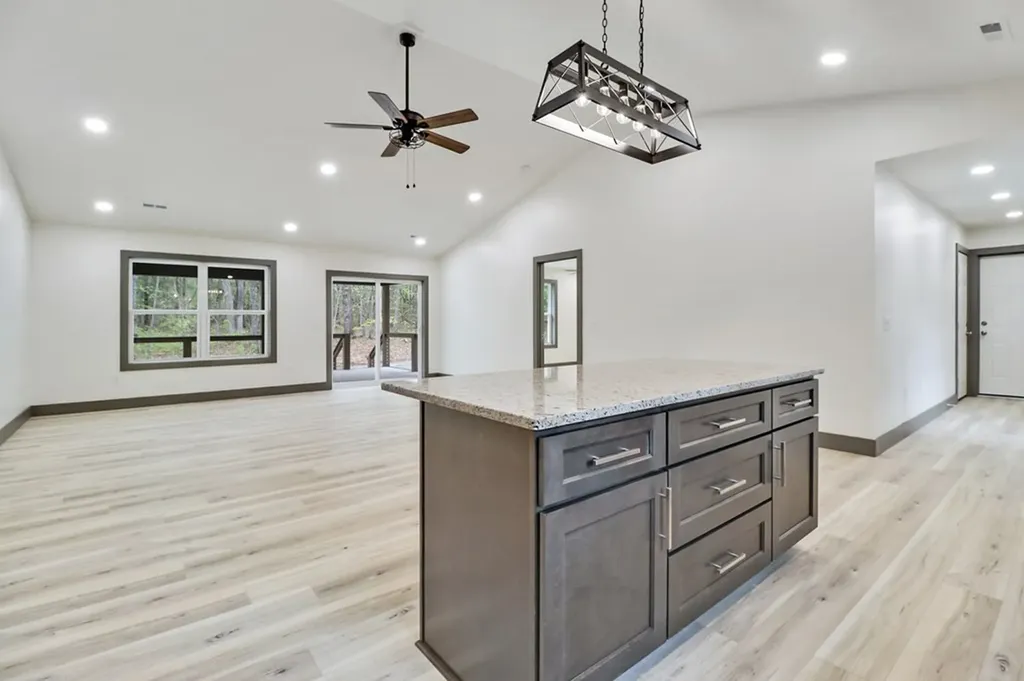 851 River Chase Trail Clarkrange TN 38553