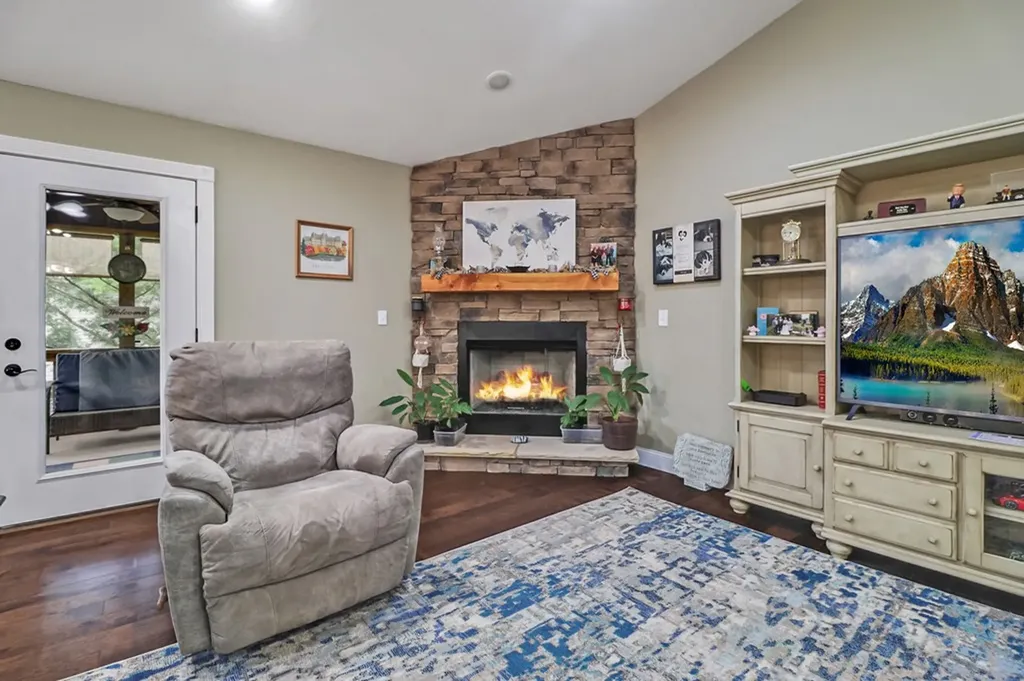 101 Berlingwood Lane Crossville TN 38558