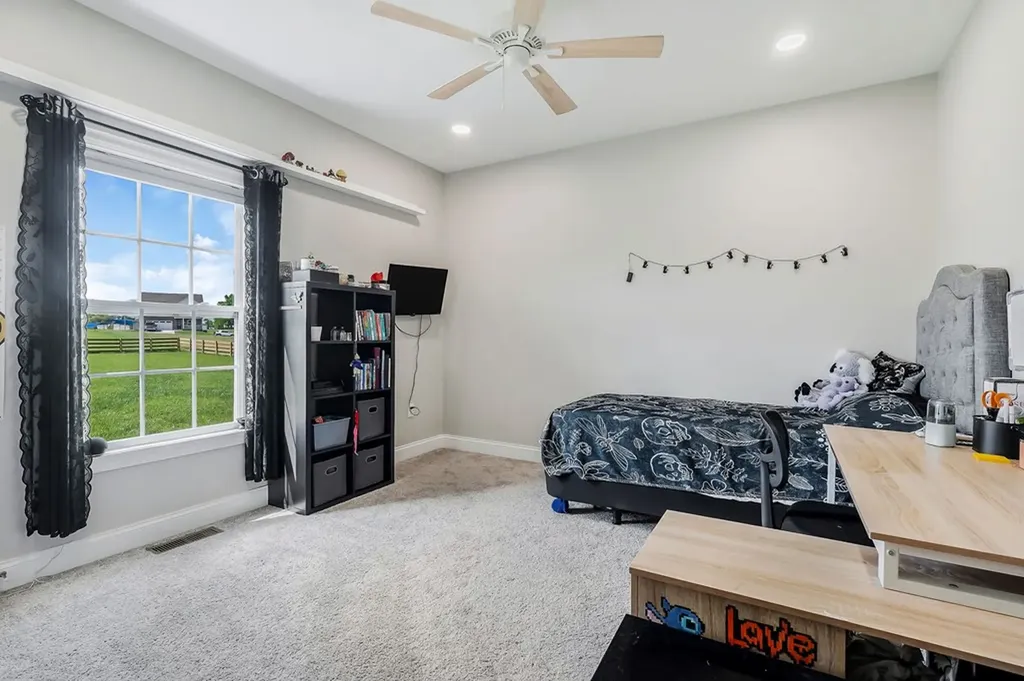 2763 Autumn Woods Trail Cookeville TN 38501