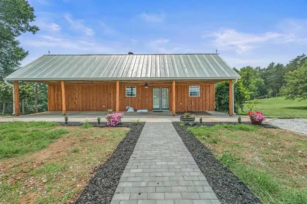 899 Messenger Road Sparta TN 38583