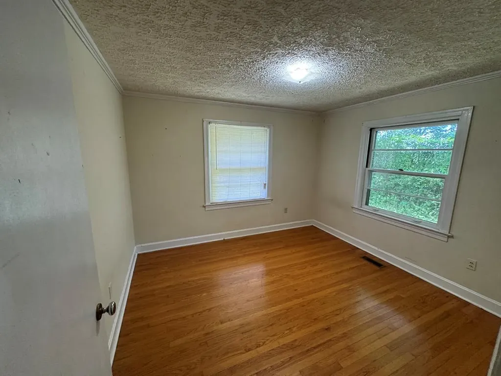 1253 S Dry Valley Road Cookeville TN 38506