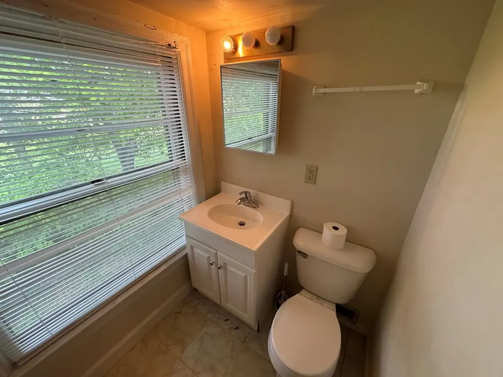 1253 S Dry Valley Road Cookeville TN 38506