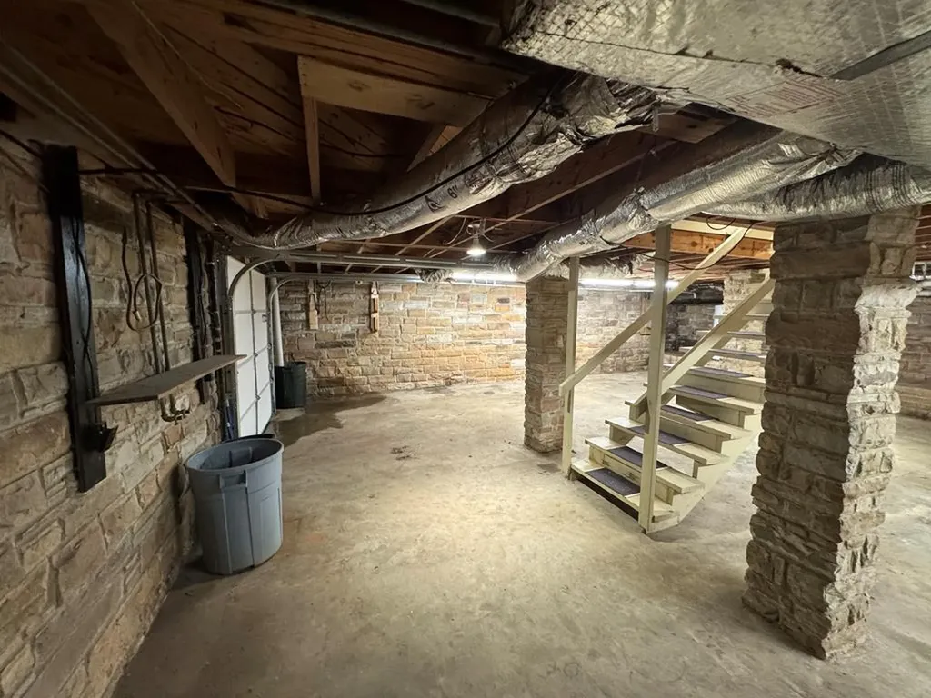 1253 S Dry Valley Road Cookeville TN 38506