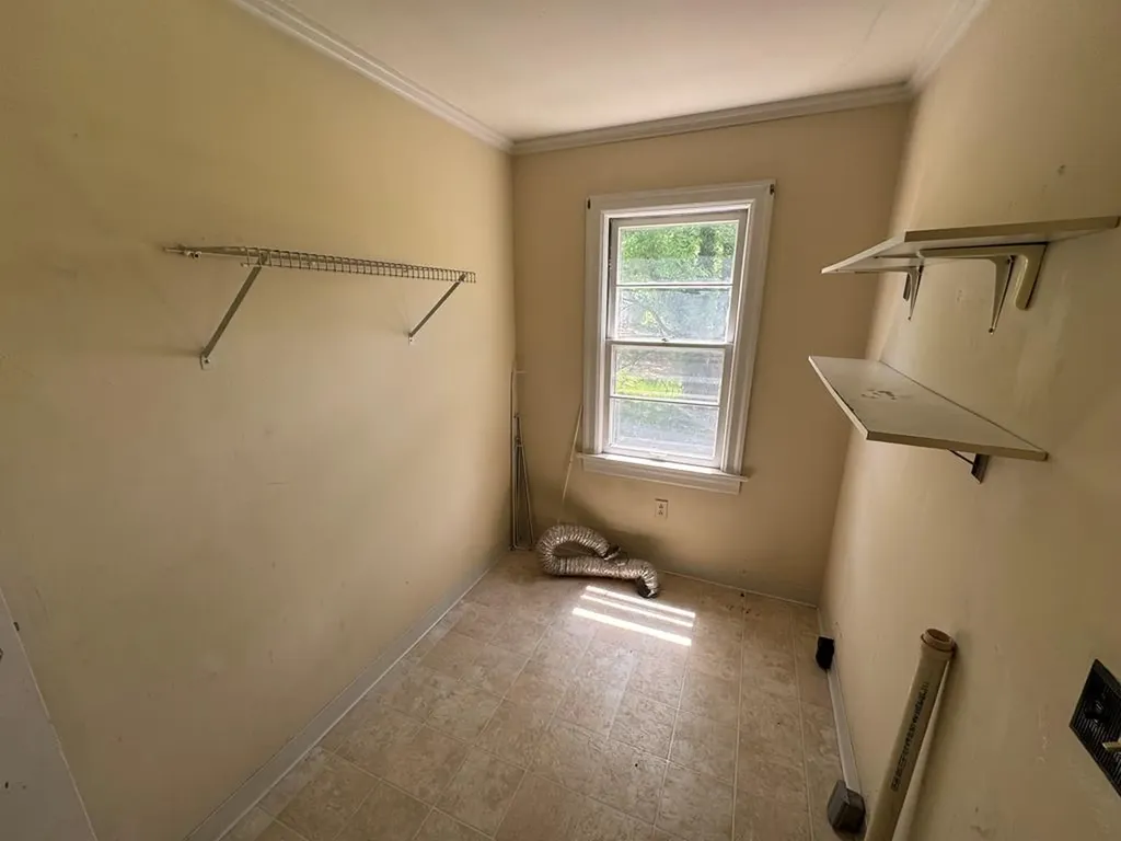 1253 S Dry Valley Road Cookeville TN 38506