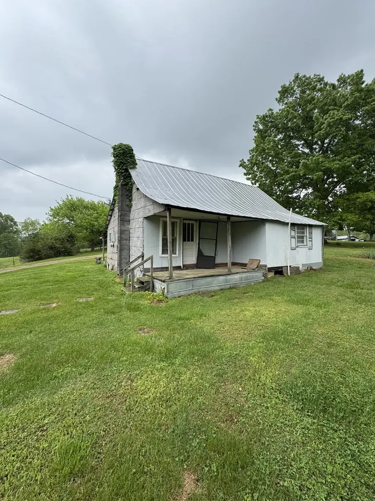 247 Wade Road Sparta TN 38583