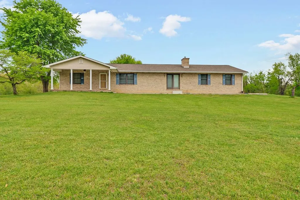 1396 N York Highway Jamestown TN 38556