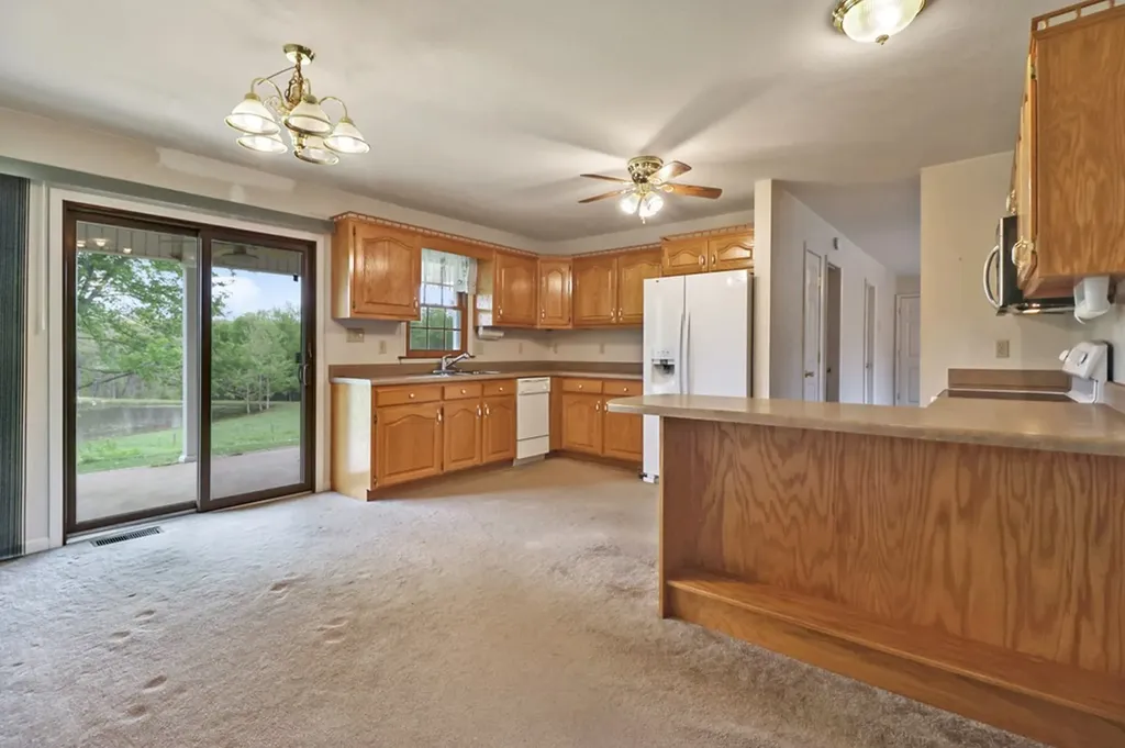 1396 N York Highway Jamestown TN 38556