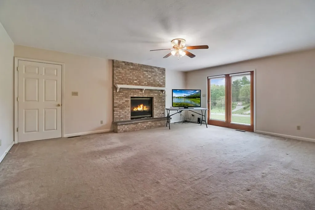 1396 N York Highway Jamestown TN 38556