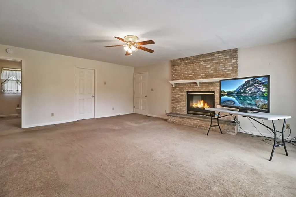 1396 N York Highway Jamestown TN 38556