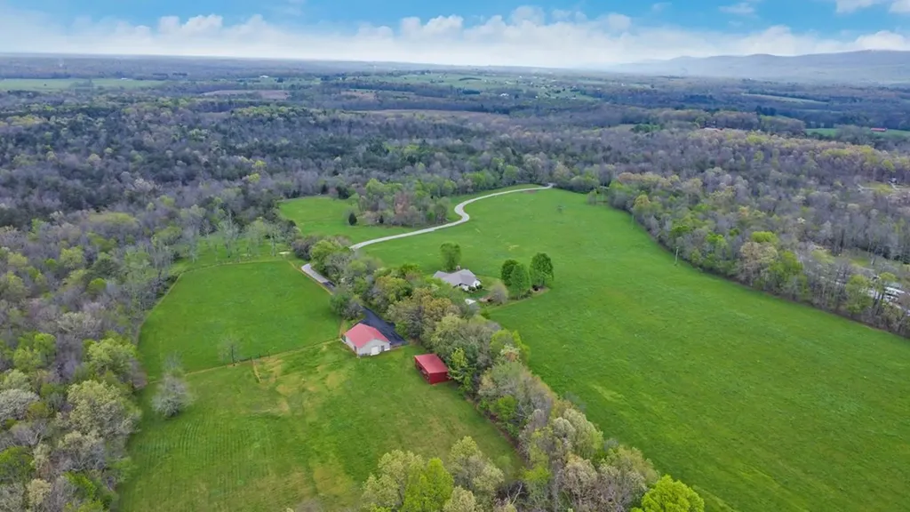 895 Parnell Road Crossville TN 38572