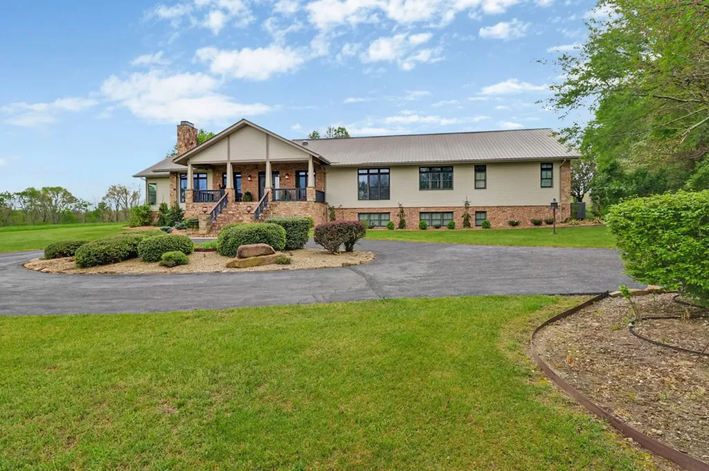 895 Parnell Road Crossville TN 38572