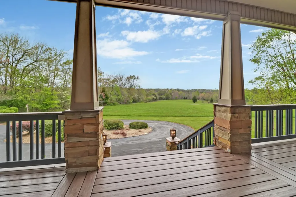 895 Parnell Road Crossville TN 38572