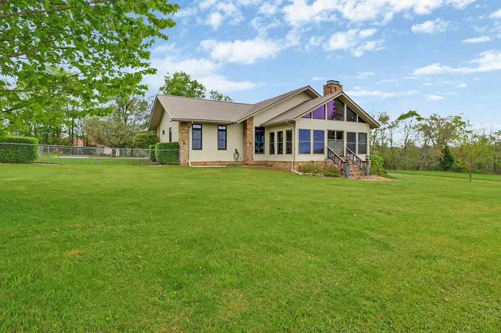 895 Parnell Road Crossville TN 38572