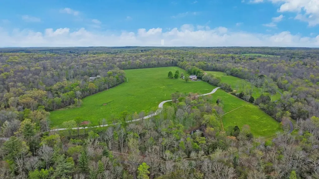 895 Parnell Road Crossville TN 38572