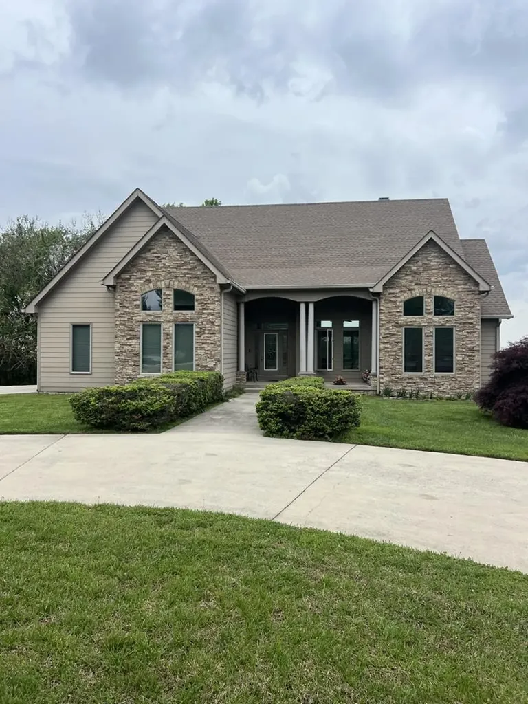 5579 Pendergrass Road Byrdstown TN 38549