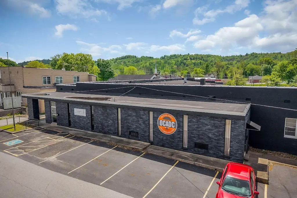 317 E University Street Livingston TN 38570