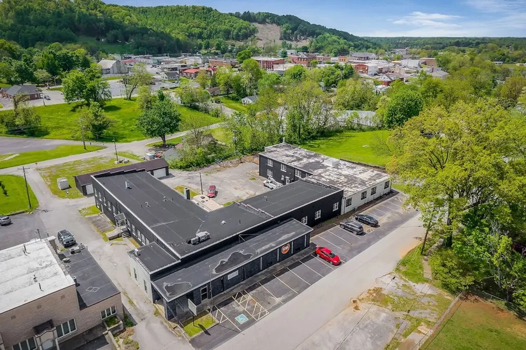 317 E University Street Livingston TN 38570