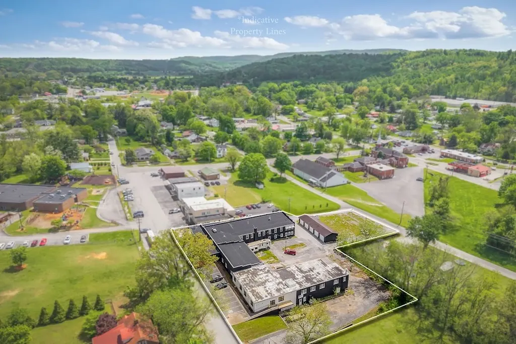 317 E University Street Livingston TN 38570