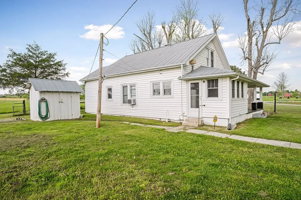 1045 Mullican Road Sparta TN 38583