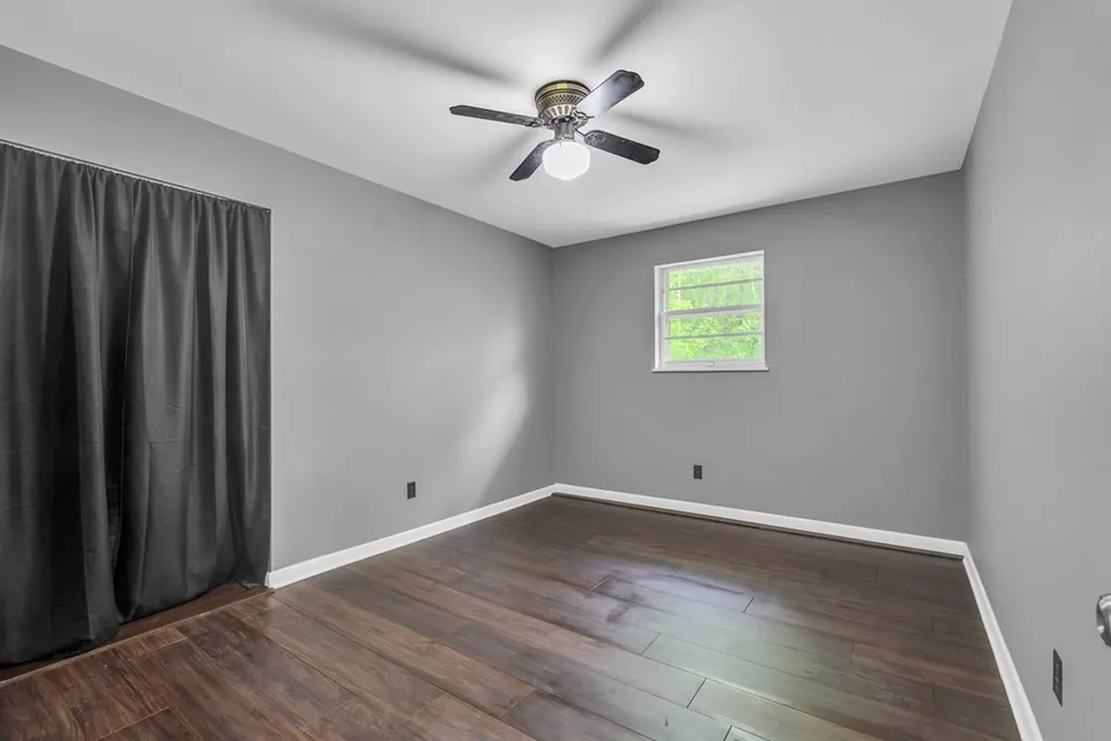 8150 Round Cove Road Sparta TN 38583