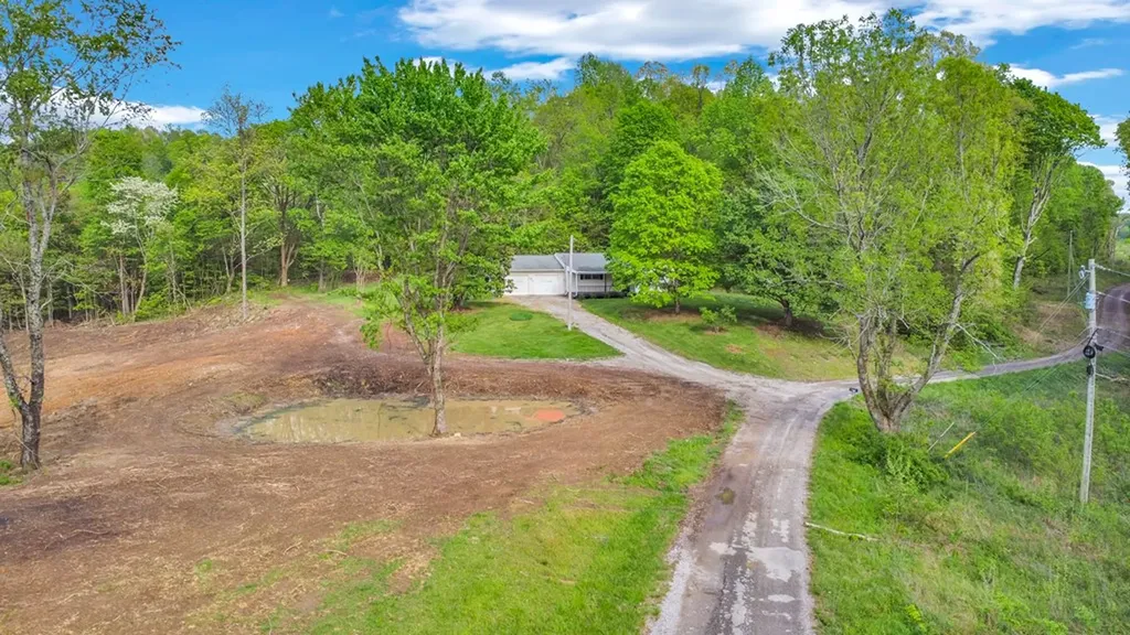 8150 Round Cove Road Sparta TN 38583