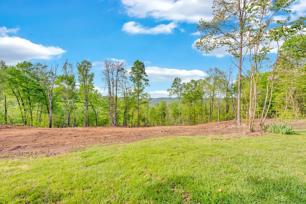 8150 Round Cove Road Sparta TN 38583