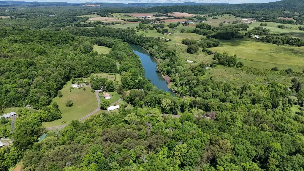 82 Lawson Road Sparta TN 38583