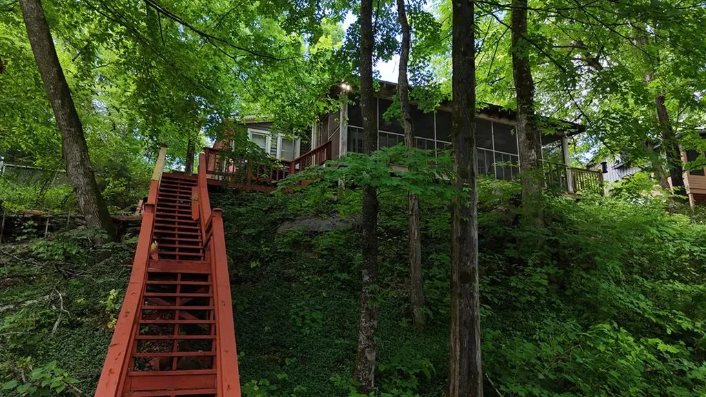 82 Lawson Road Sparta TN 38583