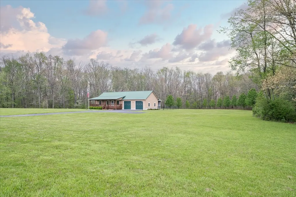 547 Clear Creek Lane Monterey TN 38574