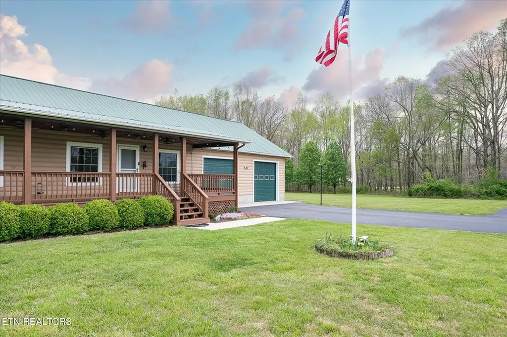547 Clear Creek Lane Monterey TN 38574