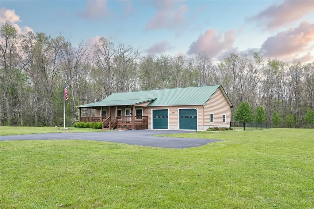 547 Clear Creek Lane Monterey TN 38574