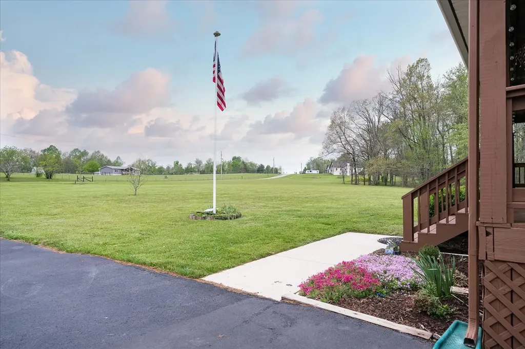 547 Clear Creek Lane Monterey TN 38574