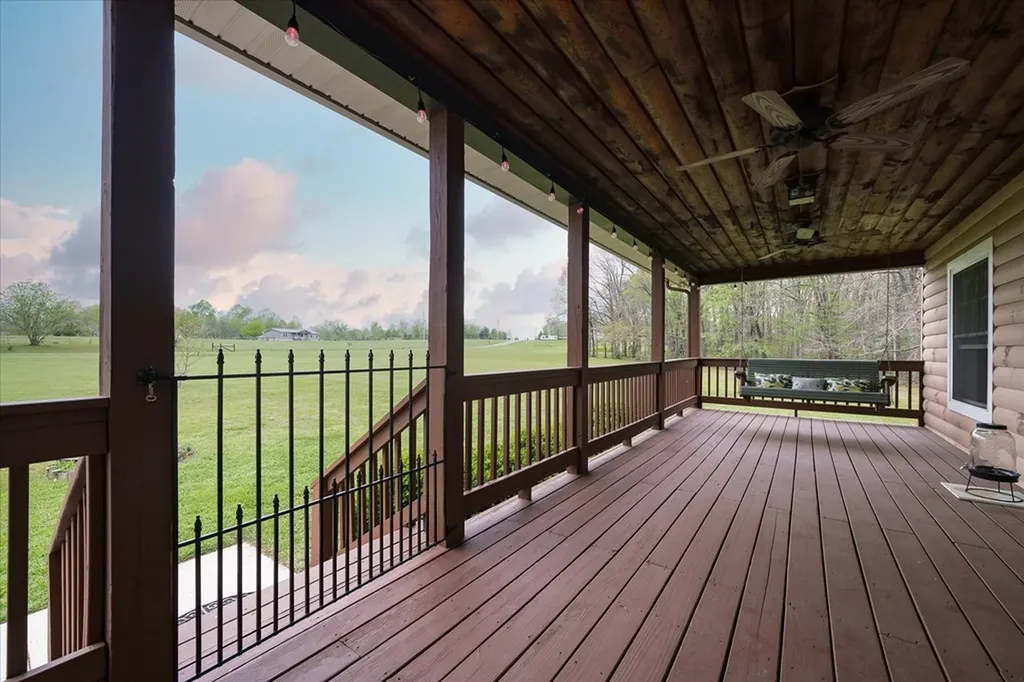 547 Clear Creek Lane Monterey TN 38574