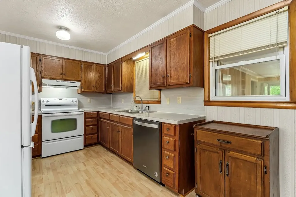 404 Oakley Street Livingston TN 38570